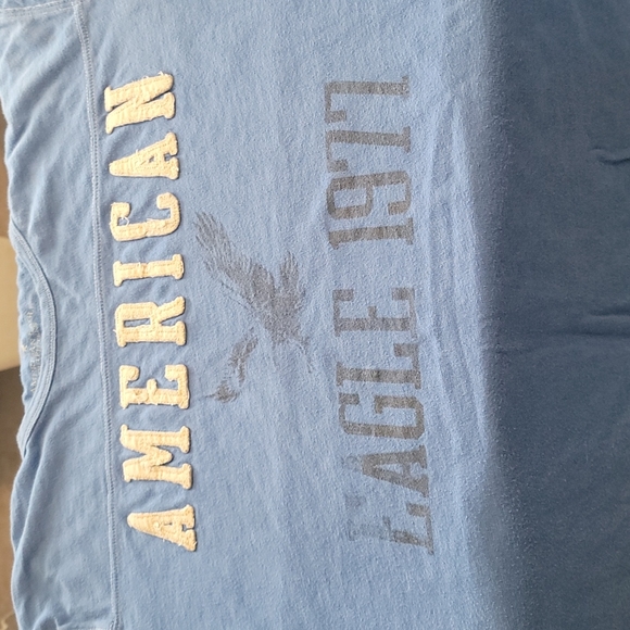 American Eagle Outfitters Est. 1977 - Picture 1 of 4